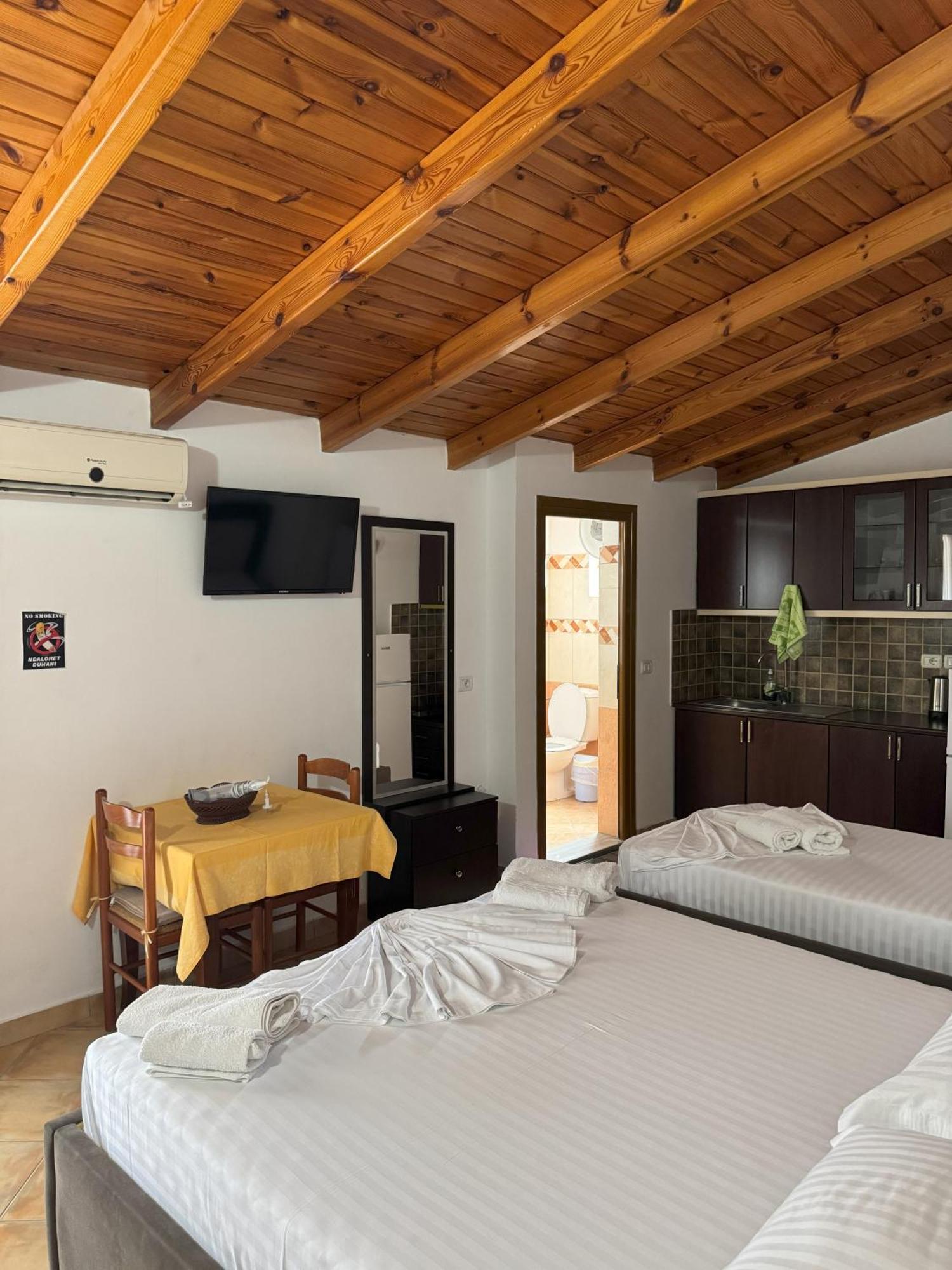Garden Villa Veli Ксаміл Екстер'єр фото